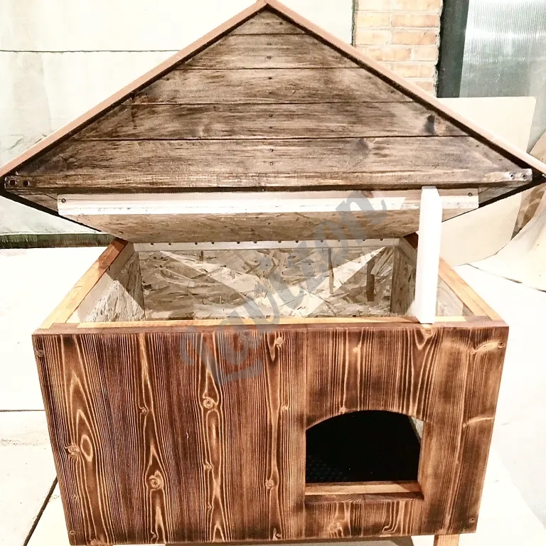 Домик для кошек и собак