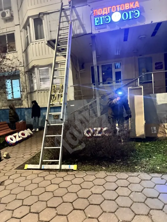 монтаж вывески