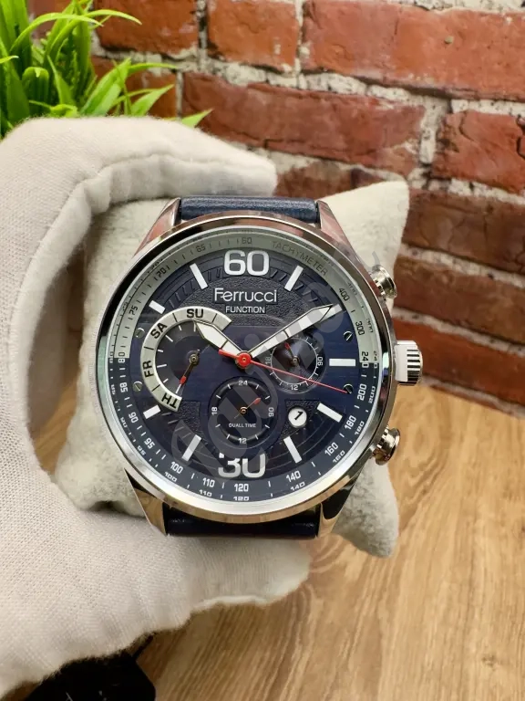 Мужские наручные часы Ferrucci, кварцевые