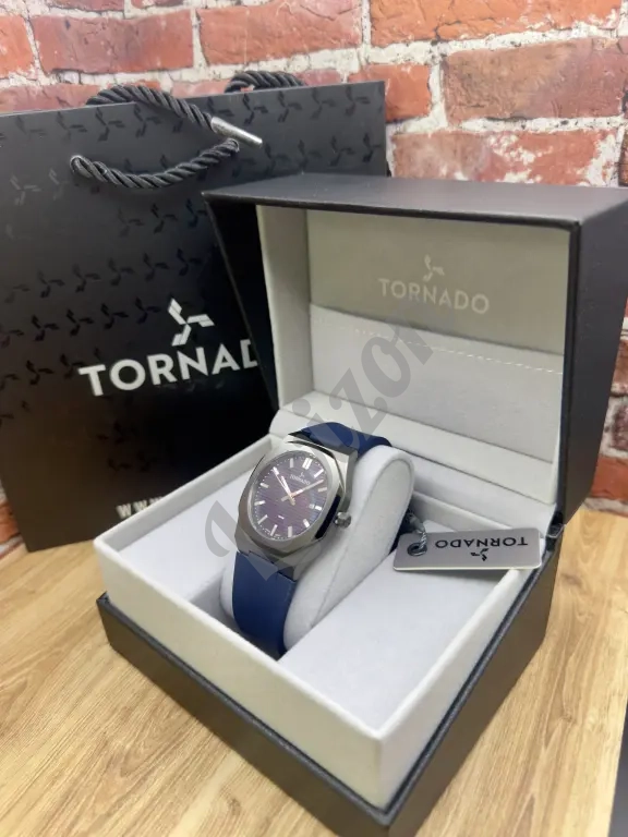 Мужские наручные часы Tornado, кварцевые