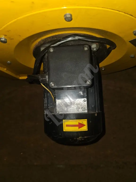 Вытяжной вентилятор.