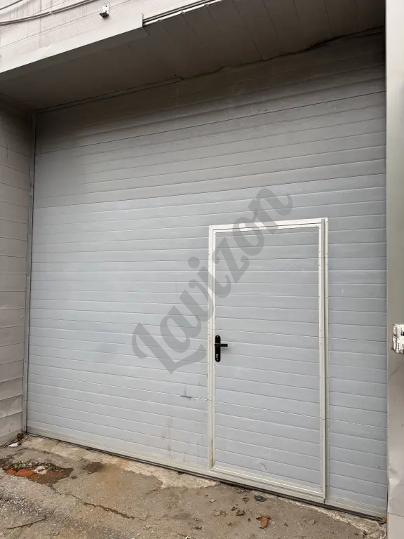 Склад б/у секционных ворот